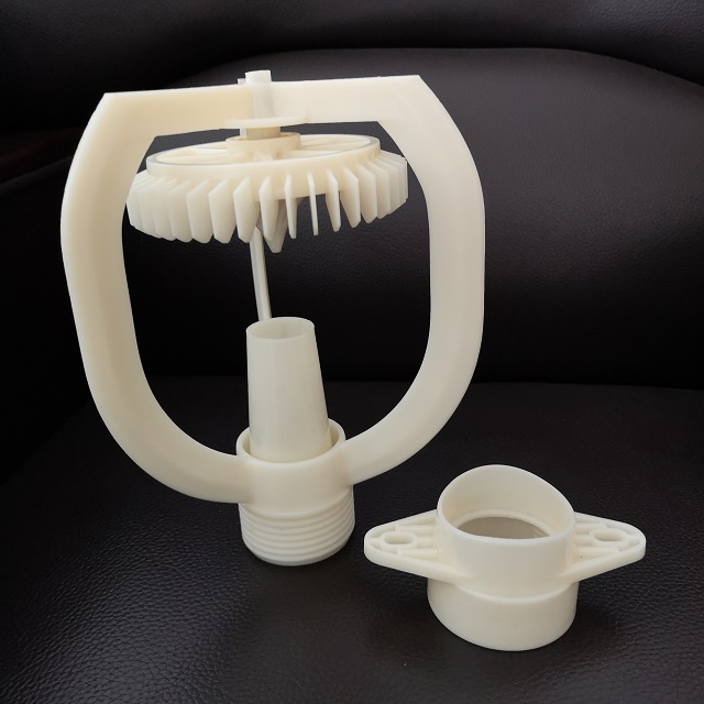 Cooling tower nozzles