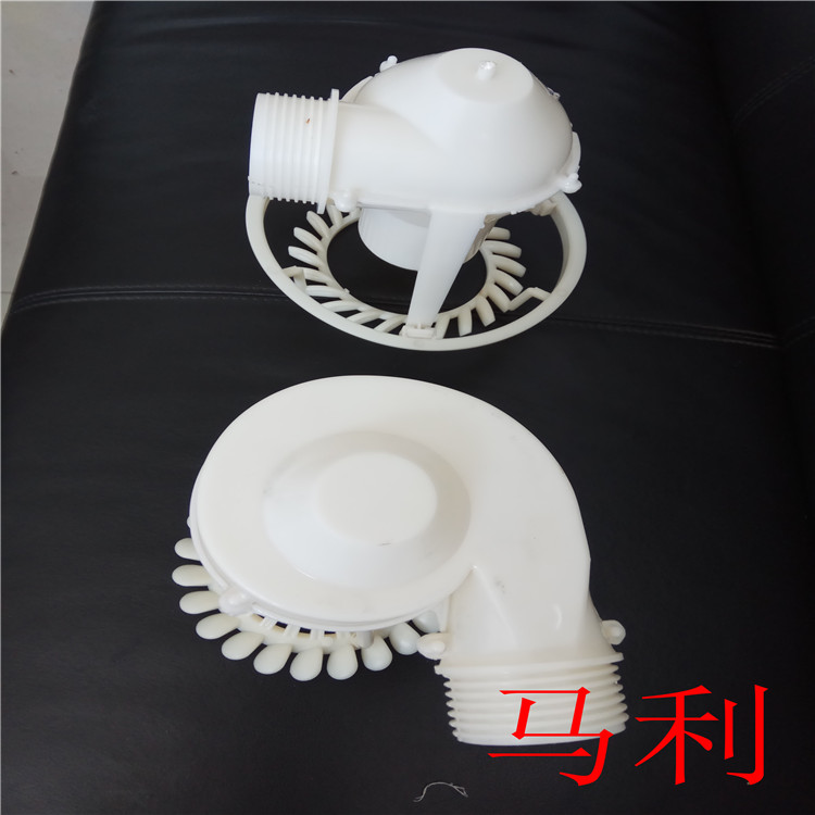 Cooling tower nozzles