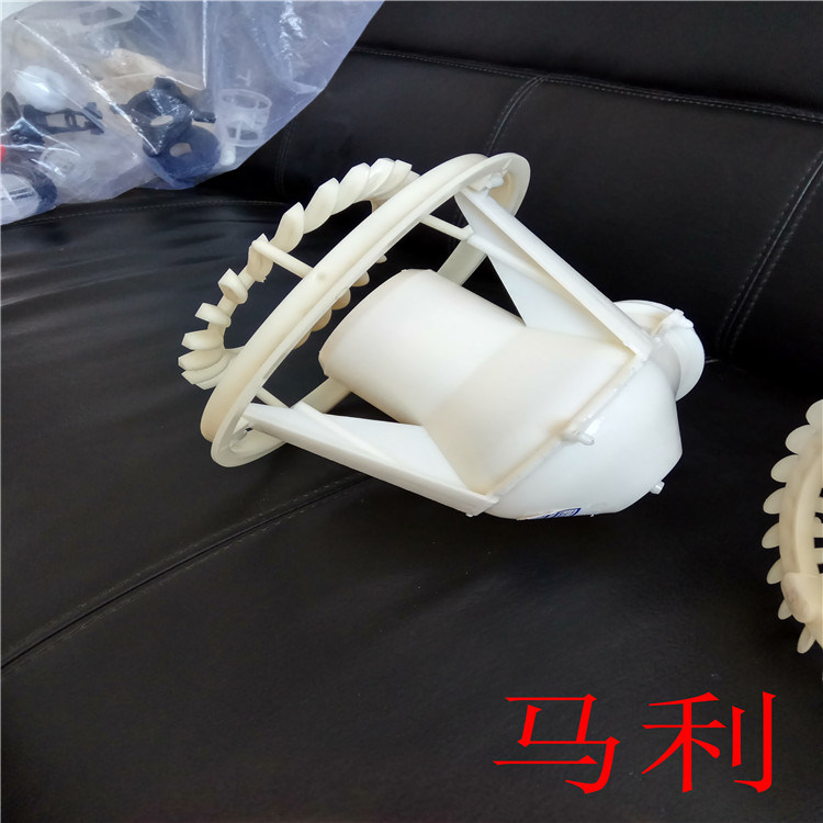 Cooling tower nozzles