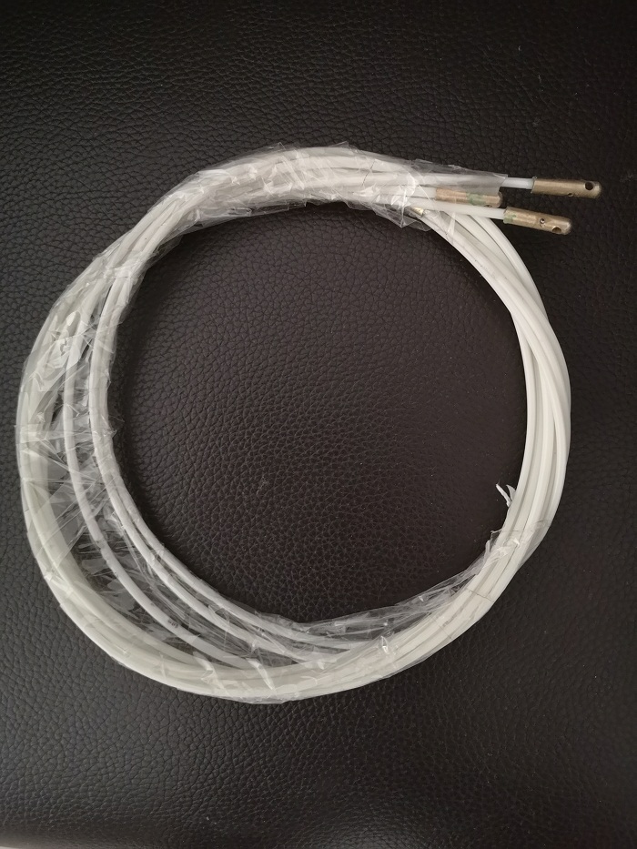 Fiberglass cable puller